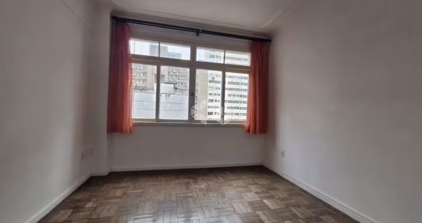 Apartamento marechal floriano, 2 dormitórios, dependência e 2 banheiros