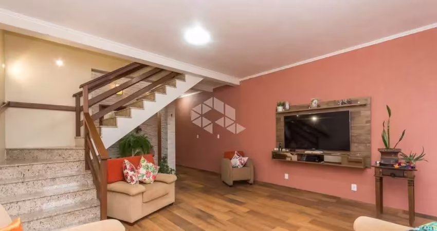 Casa, 3 dormitórios, suíte, pátio, jardim itú sabará, porto alegre