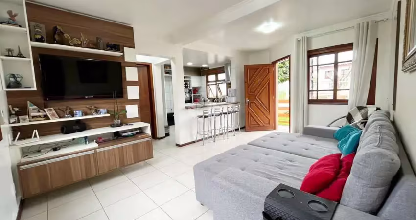 Casa à venda com 03 dormitórios , sacada e churrasqueira no bairro são josé em santa maria.