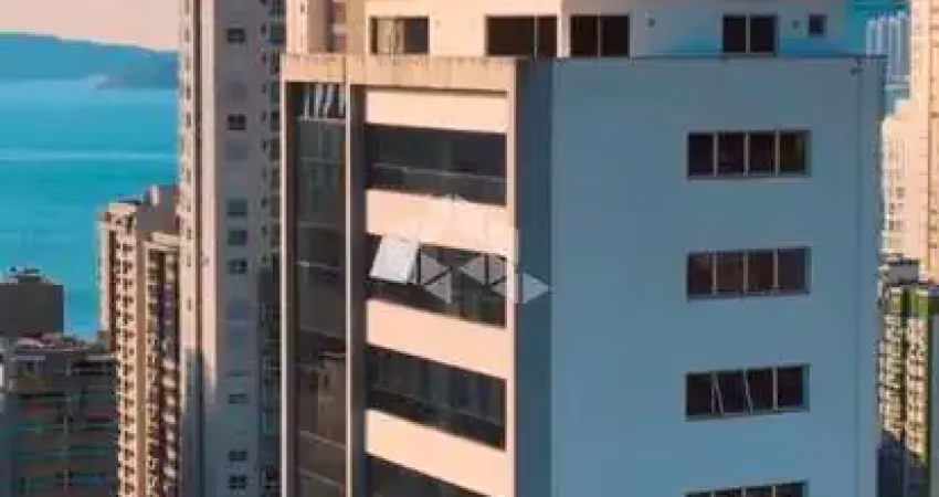 Sala comercial aérea no pioneiros em balneário camboriú