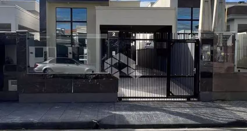 Casa em tijucas apenas r$ 220 mil e assumir parcelas restante!