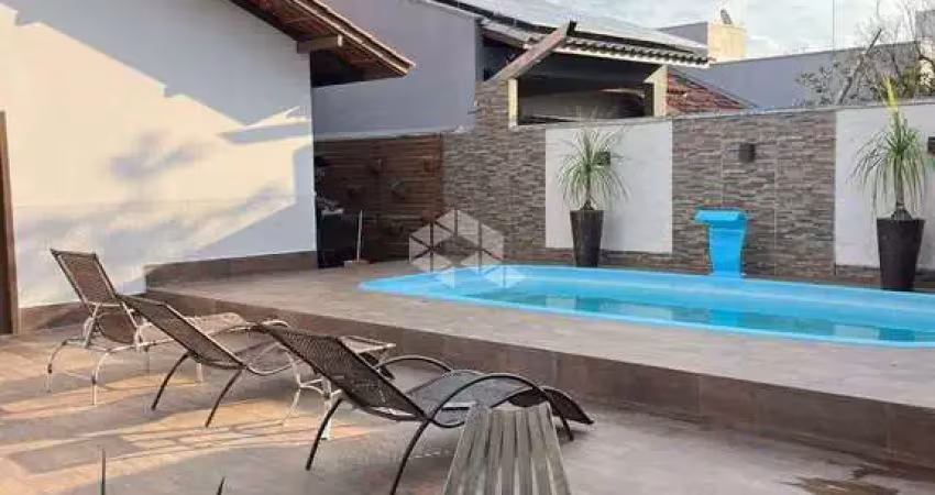 Casa com 3 quartos à venda na Amoreira, 160, Universitário, Tijucas