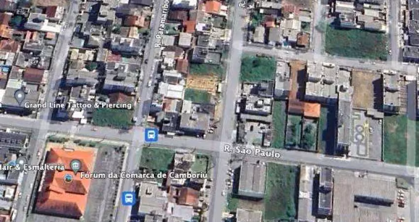 Casa à venda em camboriú, santa regina, com 6 quartos, 200m²