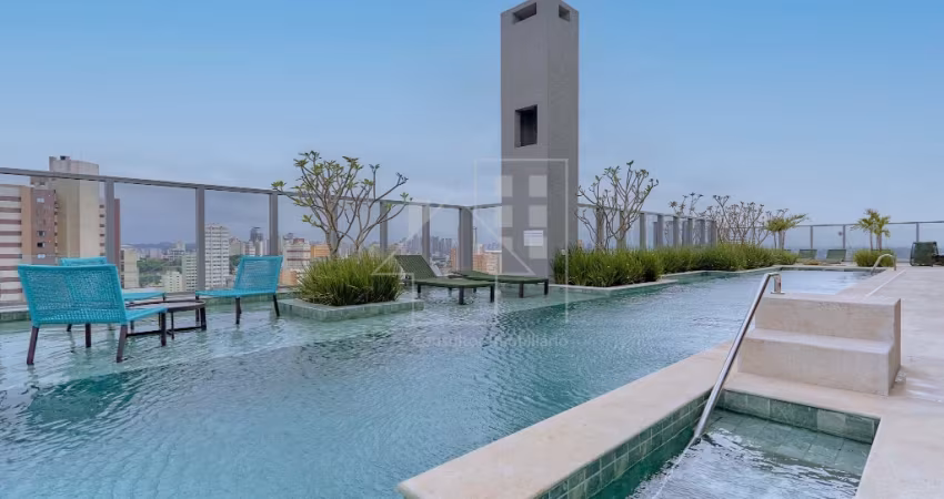 Apartamento a venda com 2 quartos com suíte com 72m² privativos no centro Curitiba