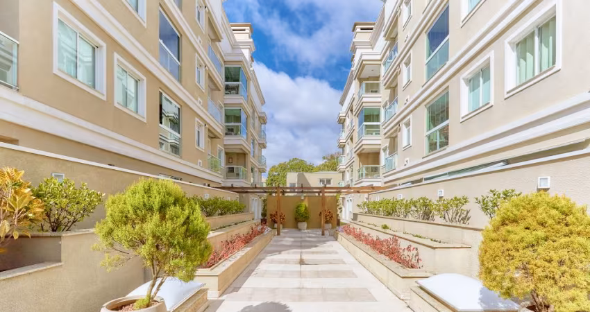Lindo apartamento a venda com 2 quartos com suíte com 70 m²privativos com 2 vagas no bairro  Agua Verde