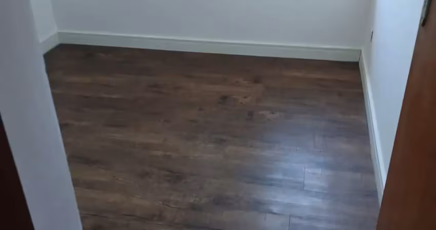 Apartamento com 2 quartos para alugar na Avenida Ezelino da Cunha Glória, Jardim Marica, Mogi das Cruzes