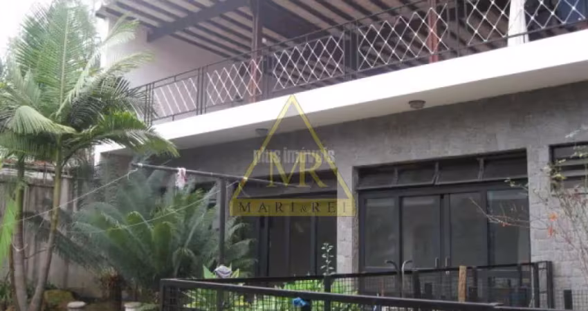 Casa com 3 quartos à venda na Rua Bernardino de Campos, --, Campo Belo, São Paulo