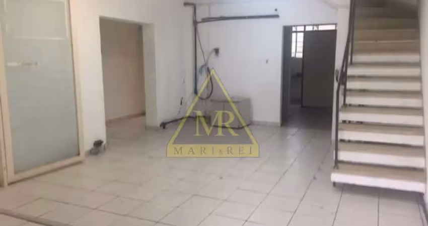 Casa com 3 quartos para alugar na Avenida Senador Casimiro da Rocha, --, Mirandópolis, São Paulo