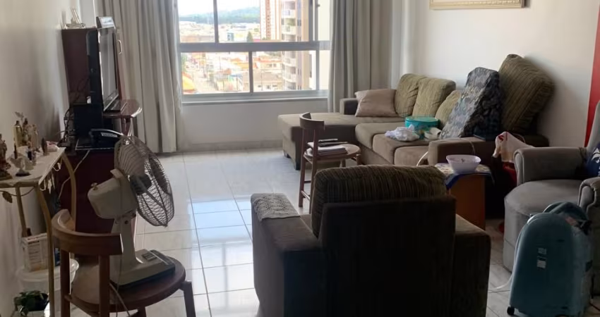 Amplo apartamento no centro de Mogi!