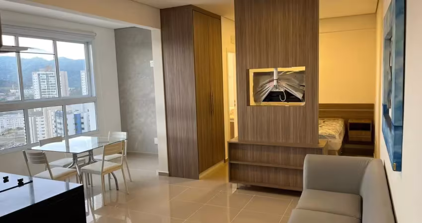 Apartamento com 1 quarto para alugar na Avenida Louraci Della Nina Tavares, 115, Loteamento Mogilar, Mogi das Cruzes