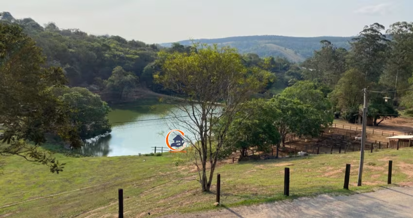 Haras  com 10  alqueires -  com pistas de treino  e baias