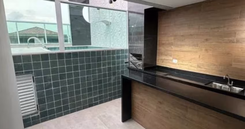 Excelente casa  sobreposta duplex - 171m - 3 suítes - 2 vagas e piscina
