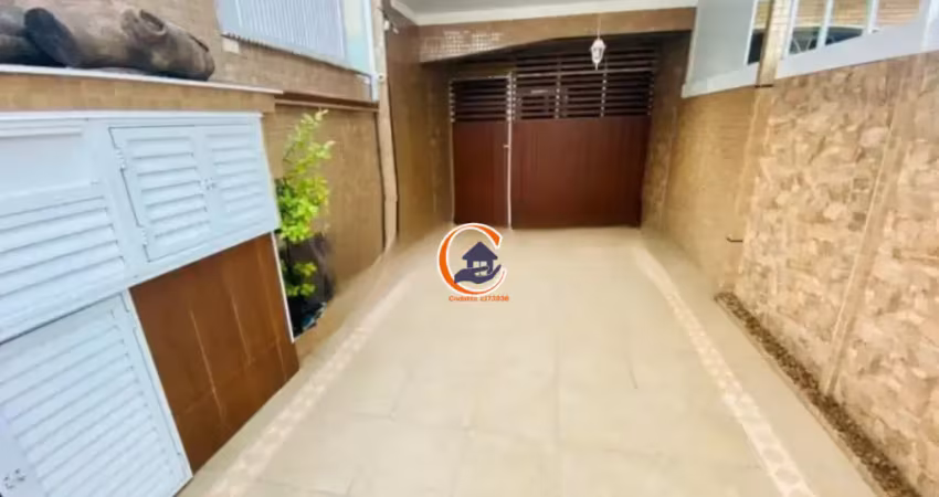 casa sobreposta alta - Marapé - 260m - 3 dorm - 2 vagas e piscina