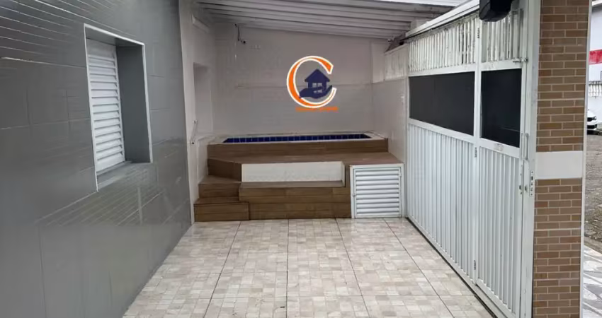 Casa térrea  -  reformada- 124m - 3 dorm/ suíte - piscina