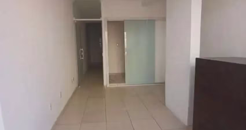 Loja para Venda em Salvador, Boca do Rio, 1 banheiro