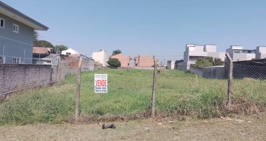 Terreno em ótima localização no Xaxim