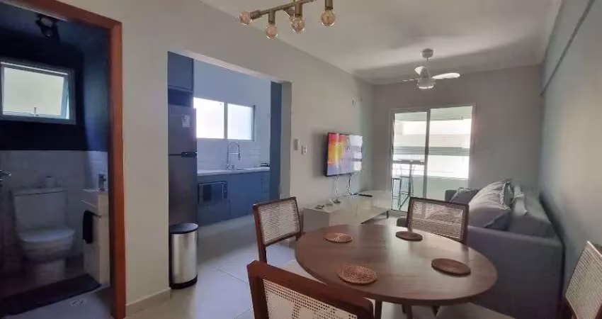 Apartamento mobiliado a venda com 2 quartos, sendo 1 suíte, no caiçara.