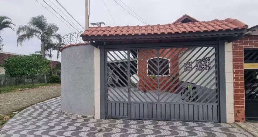 Casa com 3 quartos à venda na Avenida Guido Mangioca, Balneário Pires, Praia Grande