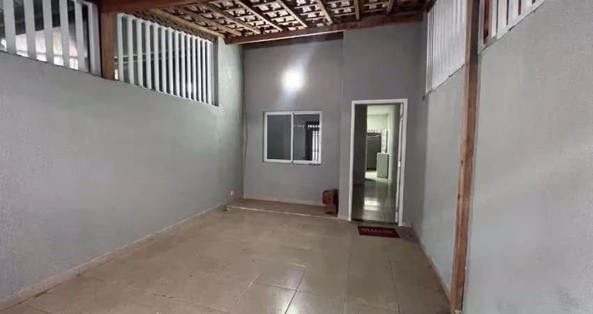 Casa com 3 quartos à venda na Rua Arnaldo Vittuli, Vila Mirim, Praia Grande