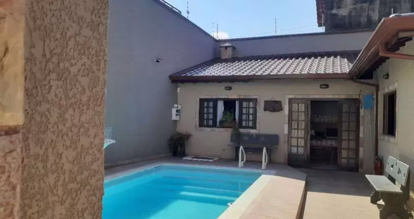 Casa com 5 quartos à venda no Centro, Peruíbe 