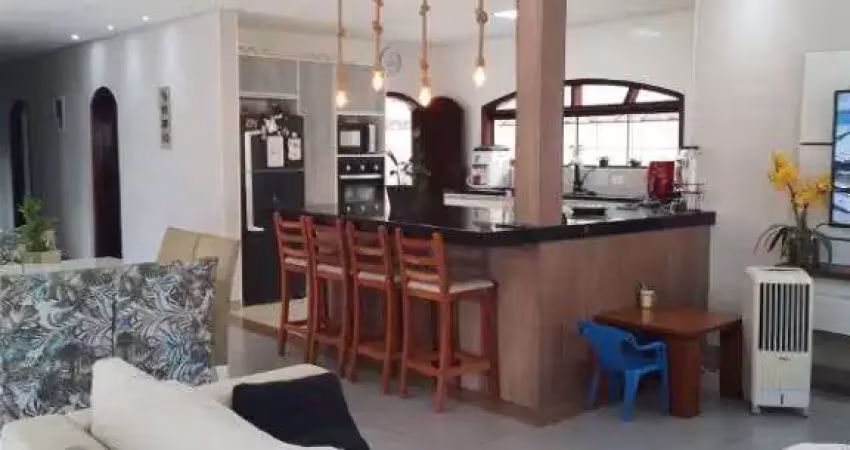 Casa com 4 quartos, à venda, 250 m² por r$ 1.380.000 - balneário flórida - praia grande/sp