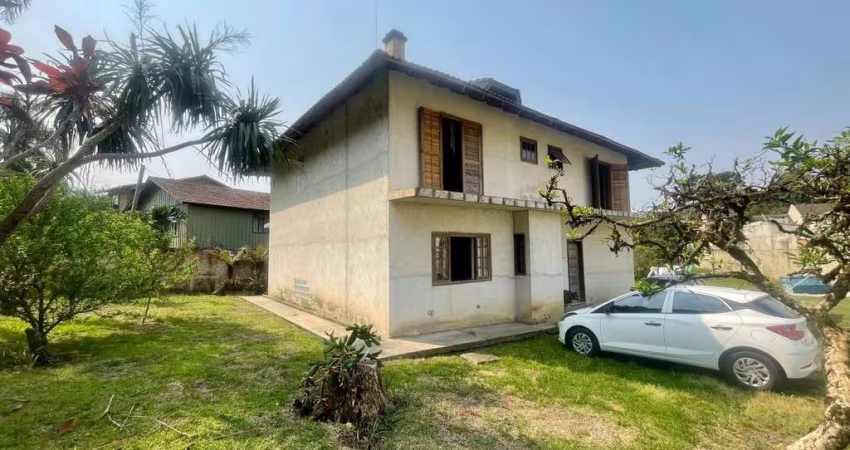Sobrado com 3 quartos  à venda, 300.00 m2 por R$2000000.00  - Roca Grande - Colombo/PR