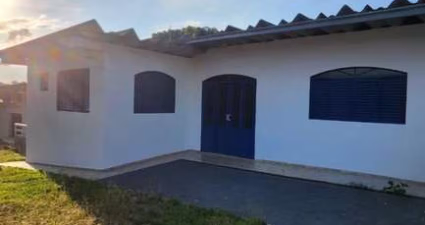 Casa Residencial para alugar, 180.00 m2 por R$4000.00  - Arruda - Colombo/PR