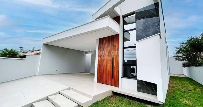 House à venda, 3 quartos, 1 suíte, 2 vagas, Recife - Tubarão/SC