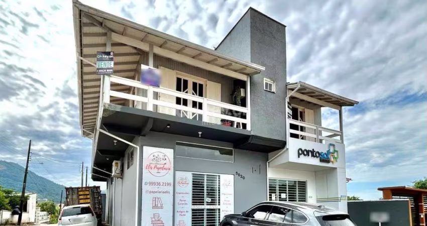 Oportunidade de Casa + Salas Comerciais no Bairro Bom Pastor – Tubarão/SC