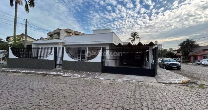 Casa para aluguel, 3 quartos, 3 vagas, centro - tubarão/sc