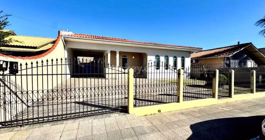 Casa à venda no centro de capivari de baixo – excelente localização