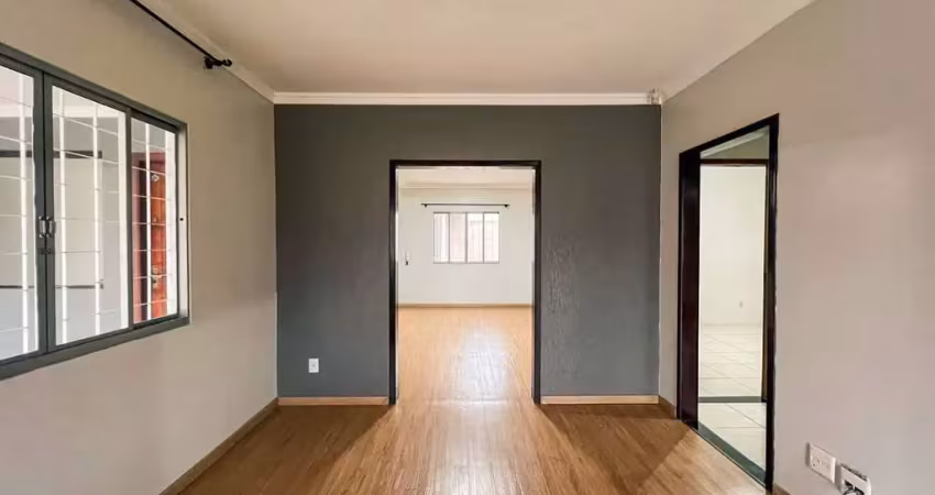 Casa semimobiliada para venda com 1 suíte + 2 quartos e sobra de terreno, jardim gisela - toledo/pr