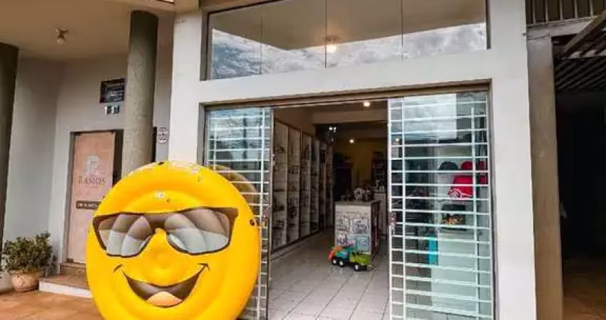 Casa comercial à venda no Centro, Toledo 