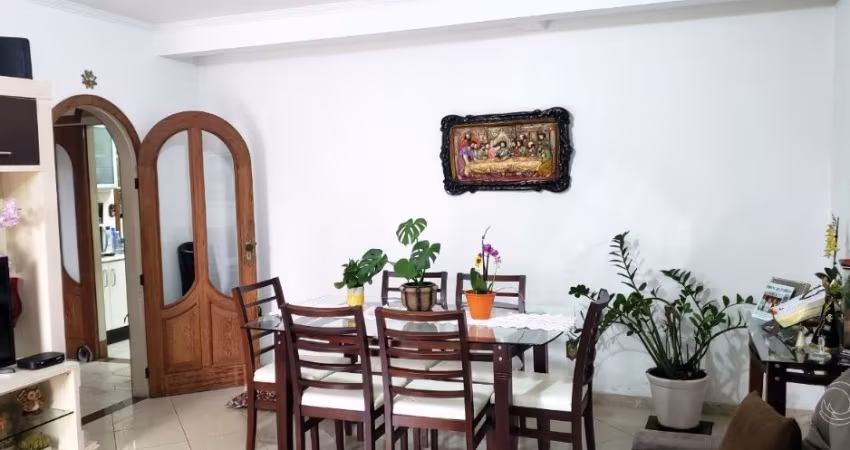 Casa residencial com 4 quartos sendo 1 suíte em no bairro Balneário