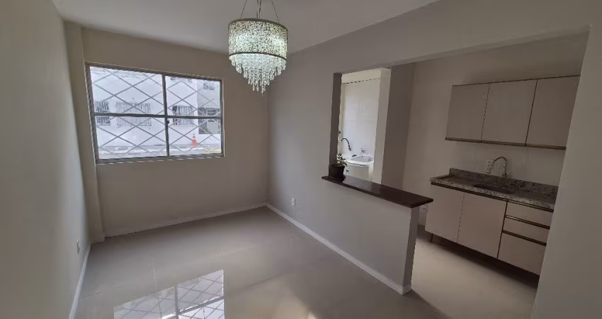 Apartamento com 2 quartos em Coqueiros