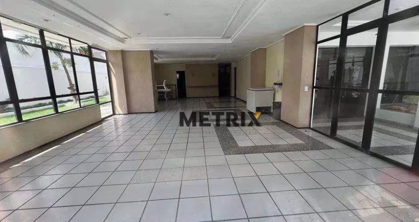 Apartamento com 3 dormitórios à venda, 98 m² por R$ 699.900,00 - Guararapes - Fortaleza/CE