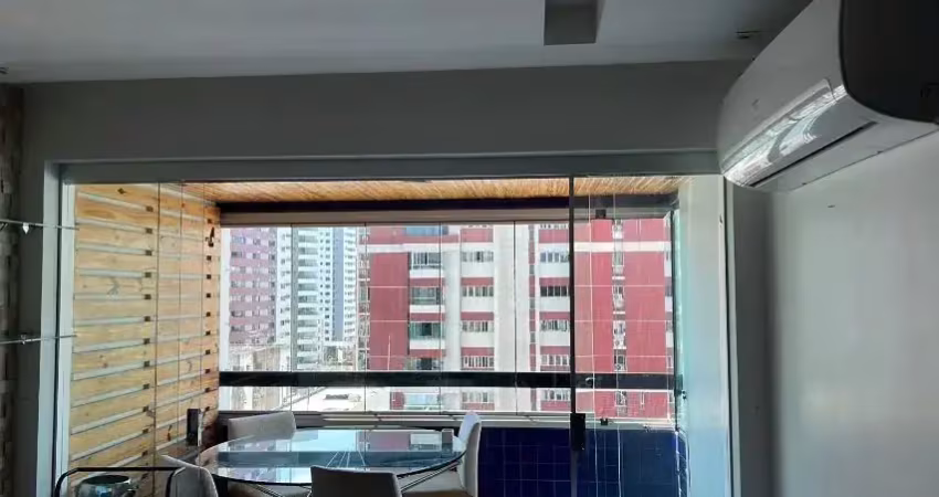 JF - Edificio Ilha de Guadeloupe próximo ao restaurante parraxaxa