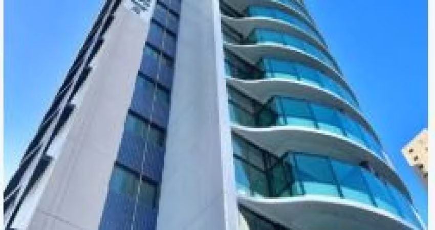 No Coração de Boa viagem - Prédio novo / Planta diferenciada