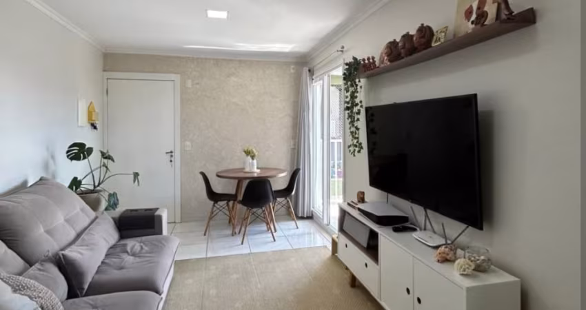 Apartamento de 3 Dormitórios à Venda – Mobiliado com Churrasqueira e Sacada