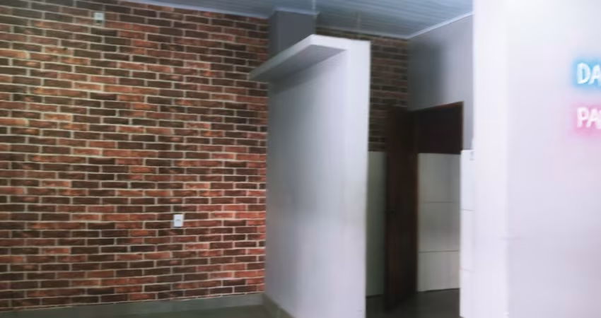 Ponto comercial na Eugênio Mota