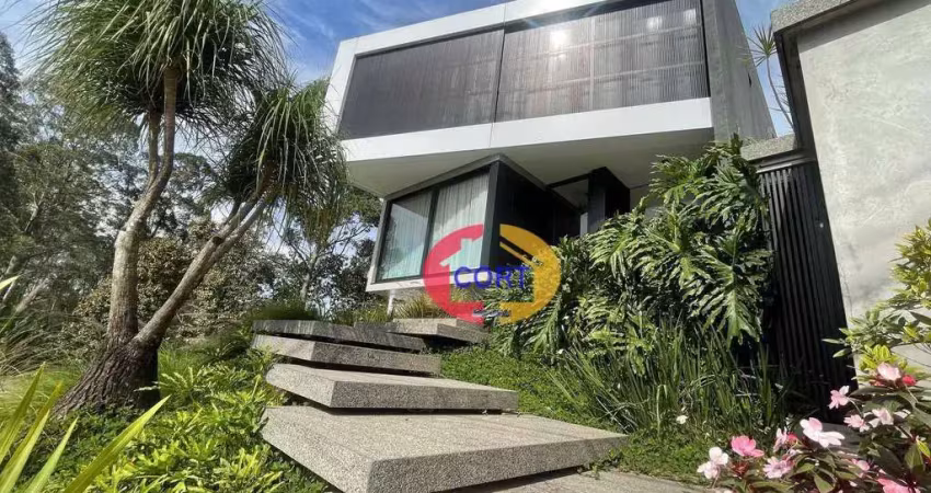 Casa moderna de alto padrão em condomínio de Arujá!!!