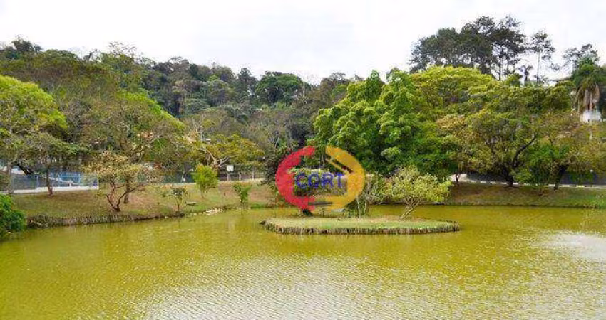 Lote com metragem excelente à venda em Arujá!!!