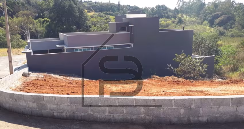Terreno à Venda, Residencial dos Lagos, 282,05m², leve declive, de esquina,Bragança Paulista