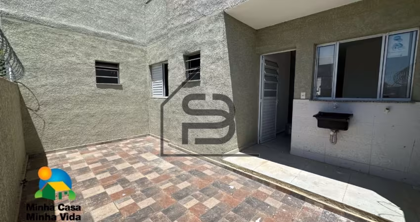 Apartamento à venda Vila Toscana, 58m2, Térreo com quintal, 2 dormitórios sendo 1 suíte, 1 vaga de garagem, Aceita financiamento MINHA CASA MINHA VIDA, Bragança Paulista, SP.