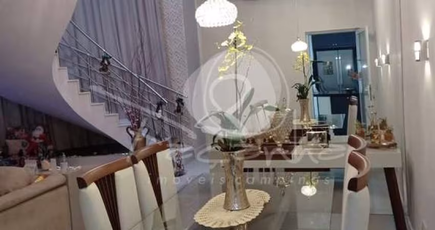 Casa Jardim Samambaia em Valinhos, por R$ 1.800.000,00 - Façanha Imóveis