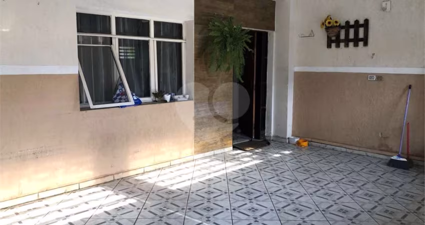 Casa com 3 quartos à venda em Jardim Arco-íris - SP