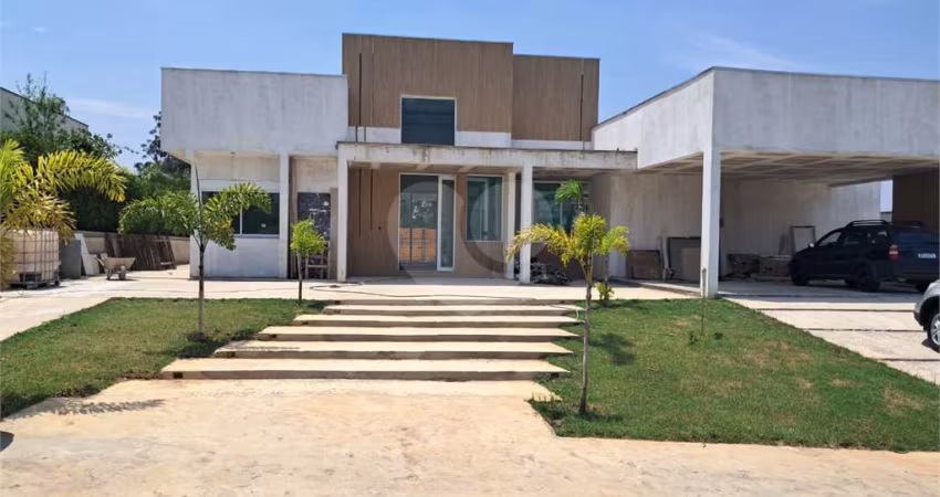 Condomínio com 3 quartos à venda em Buru - SP