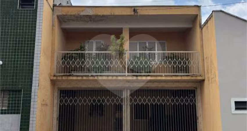 Sobrado com 4 quartos à venda em Centro - SP