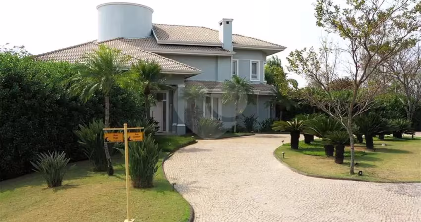 Casa  à venda com 5 quartos, sendo 5 suítes,  no condomínio moradas são luiz, salto - sp