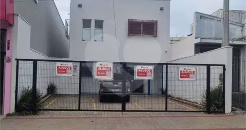 Prédio com 6 salas para alugar na Rua Monsenhor Couto, 380, Centro, Salto